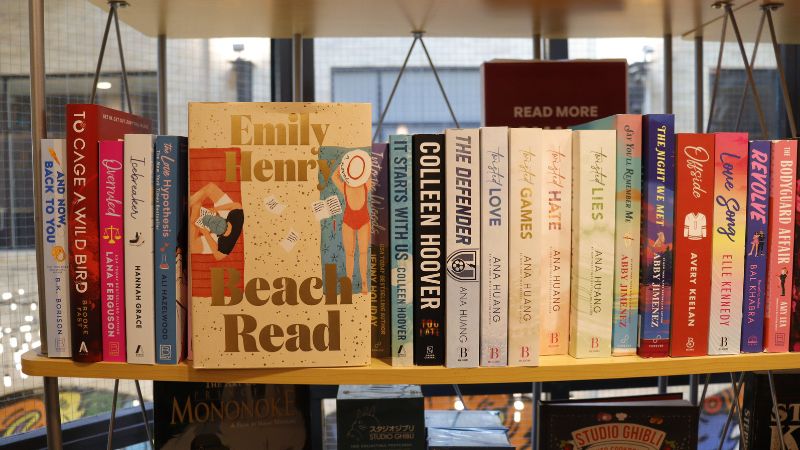 A bookshelf filled with books.